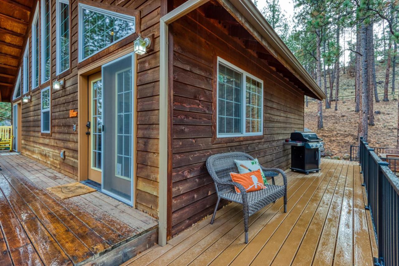 Camp Polk Lodge Sisters Exterior photo