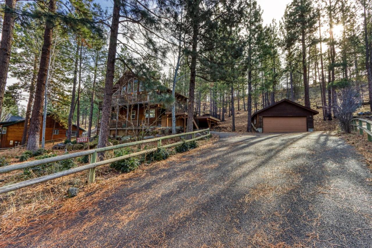 Camp Polk Lodge Sisters Exterior photo