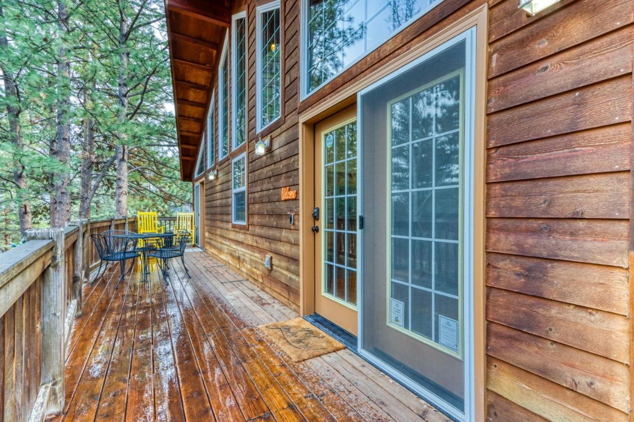 Camp Polk Lodge Sisters Exterior photo